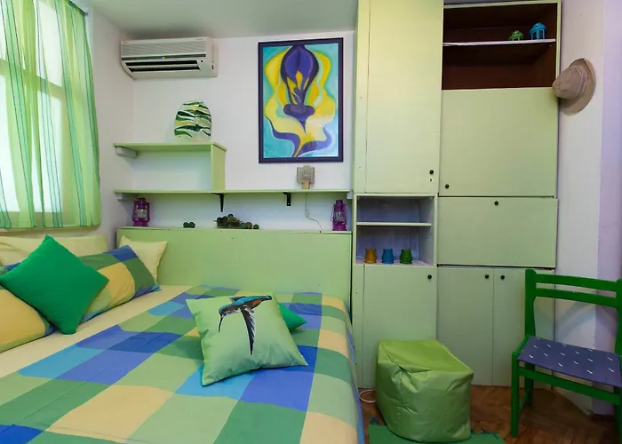 Colourful Apartment In Dubrovnik With Air Con And Sea View - 300M From